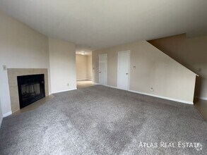 Building Photo - 6970 Peyote Way