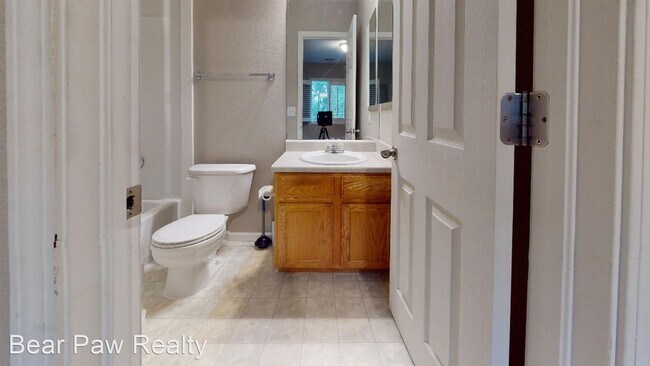 Foto del edificio - 3 br, 2 bath House - 202 Country West Road...