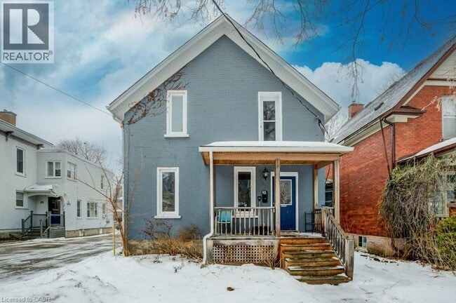 Building Photo - 52 Chapel St