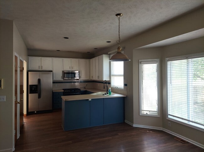 Building Photo - 17315 Pine Cir