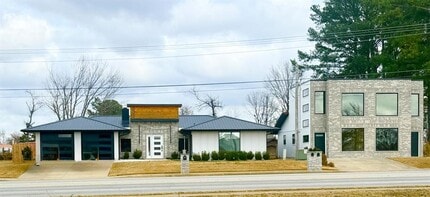 Building Photo - 303 S Promenade Blvd