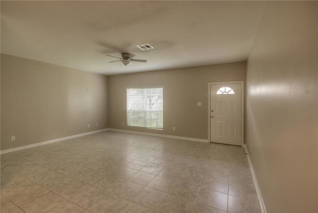 Building Photo - 1069 Birnham Woods Blvd
