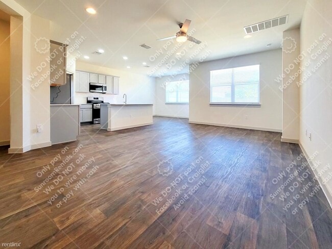 Building Photo - 3 br, 2 bath House - 13416 Clerk St