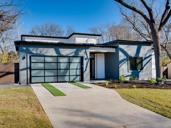 Building Photo - 5907 Nasco Dr
