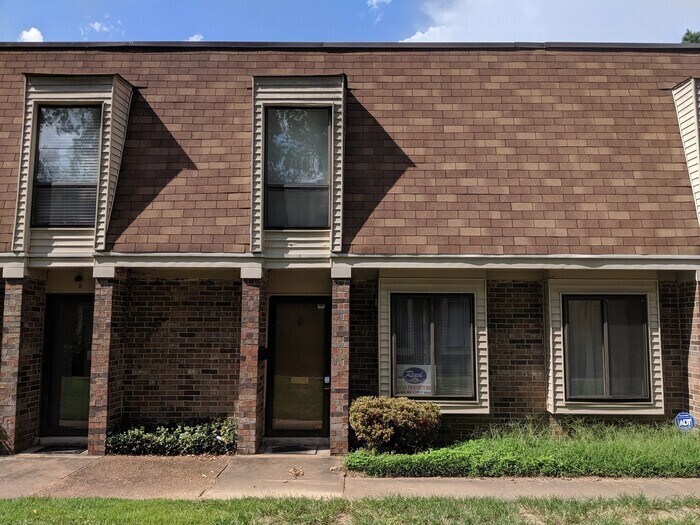 Primary Photo - Germantown Condo Near Poplar Ave!