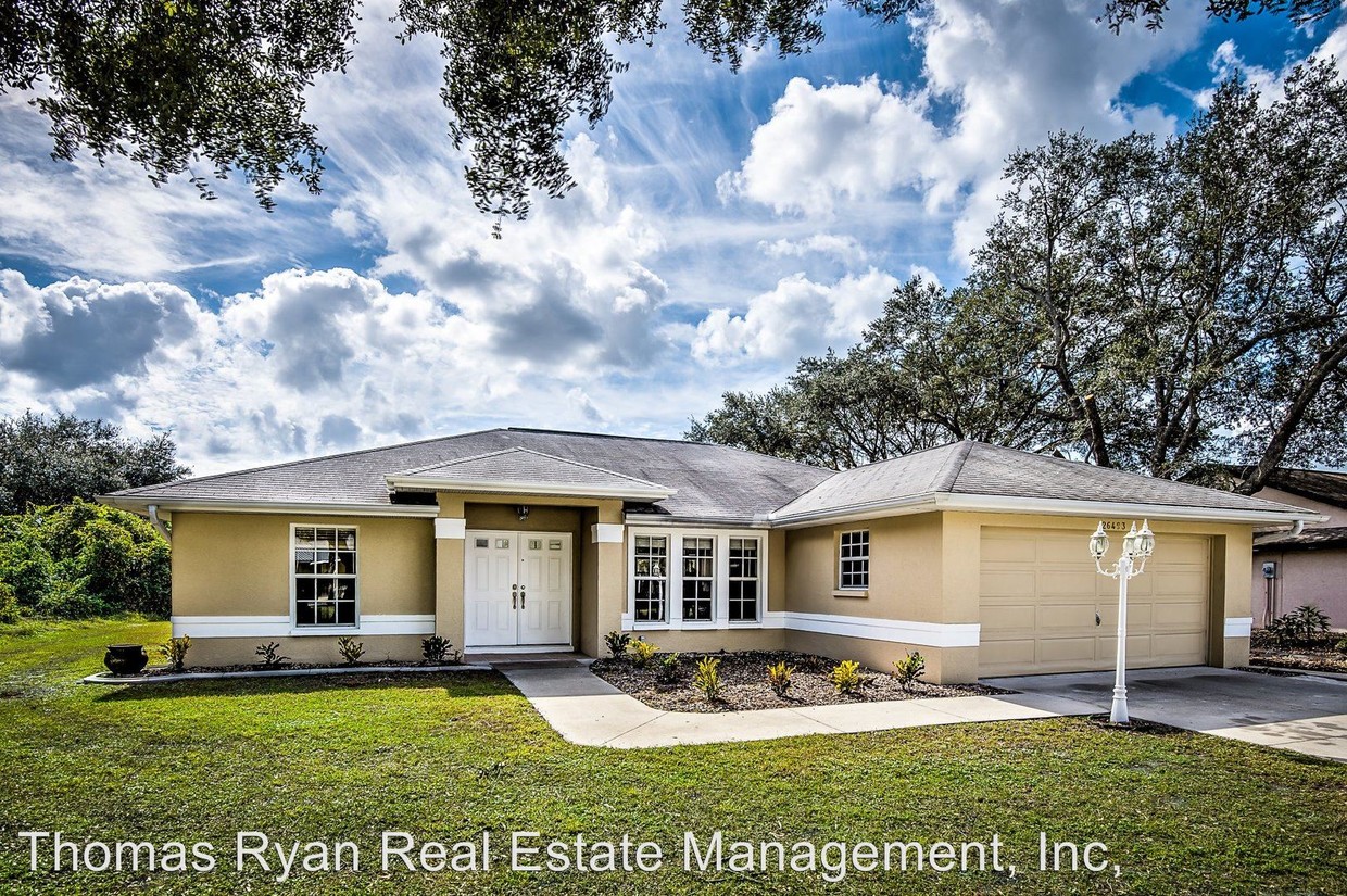 Foto principal - 3 br, 2 bath House - 26493 Valparaiso Dr.