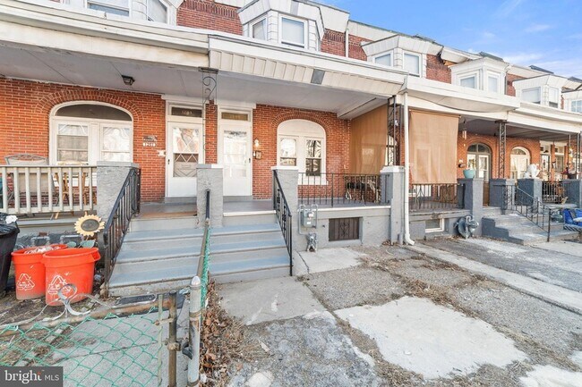 Foto del edificio - 1249 Kenwood Ave