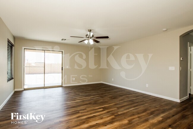 Building Photo - 7221 W Marlette Ave