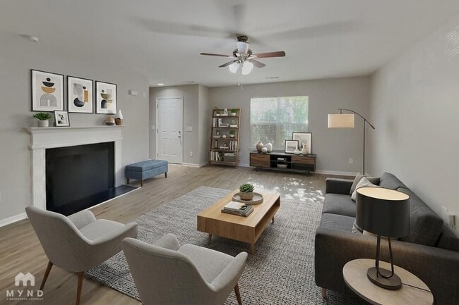 Foto del edificio - 2536 Reid Oaks Dr
