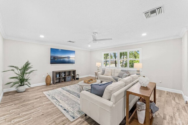 Foto del edificio - 1109 Seminole Dr