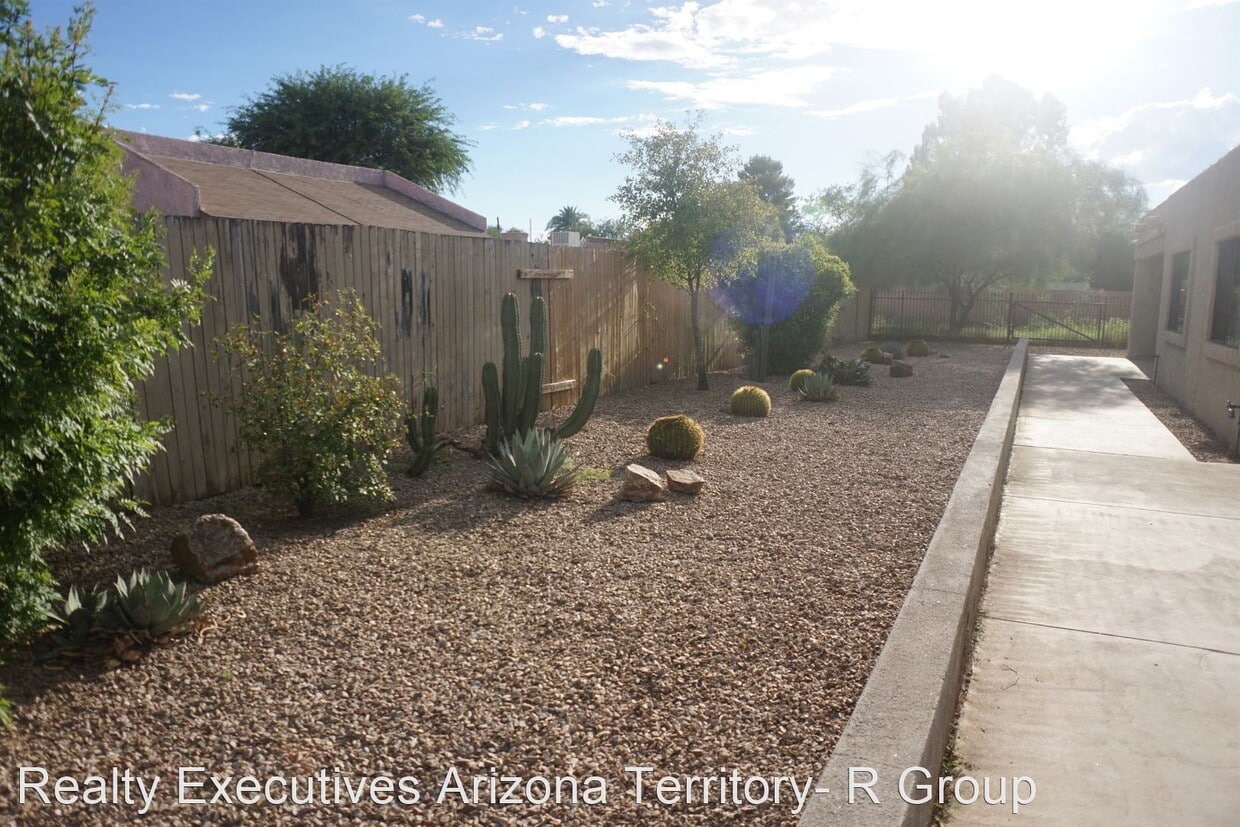 Primary Photo - 2 br, 1 bath House - 1743 N. Palo Verde Blvd