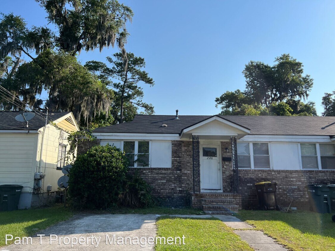 Foto principal - 2 br, 1 bath House - 2126 CLARS AVE