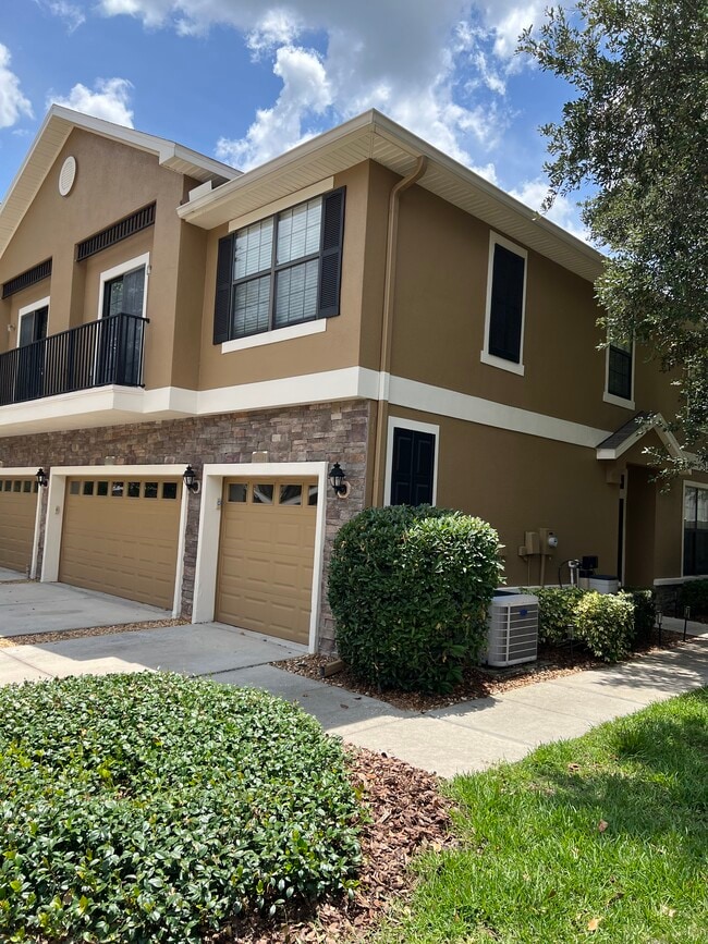 Building Photo - 5723 Kinglethill Dr