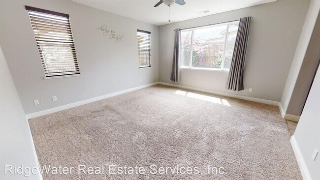 Building Photo - 4 br, 3 bath House - 852 Pohono Ct.
