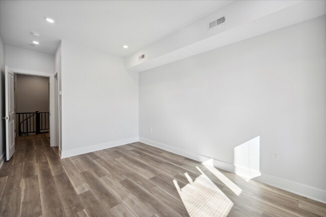 Foto del edificio - 3837 Wallace St