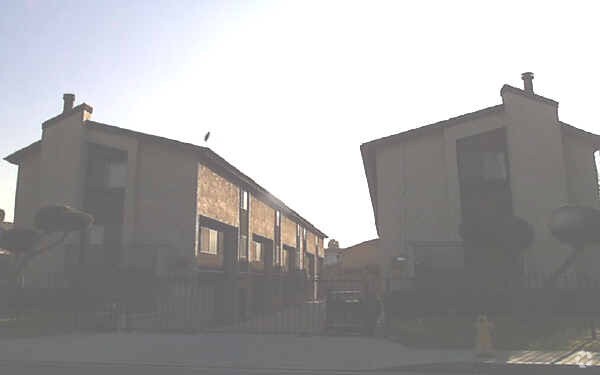 Foto del edificio - 11930 Deana St