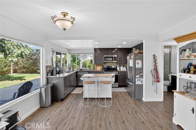 Foto del edificio - 8631 Larkport Dr