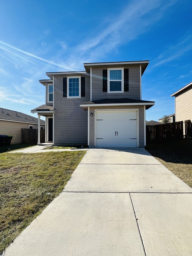 6751 Sabinal, San Antonio, TX 78252 House Rental in San Antonio, TX