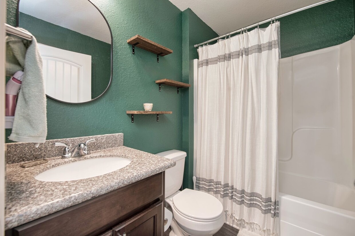 Building Photo - 4395 Thistle Pine Ct