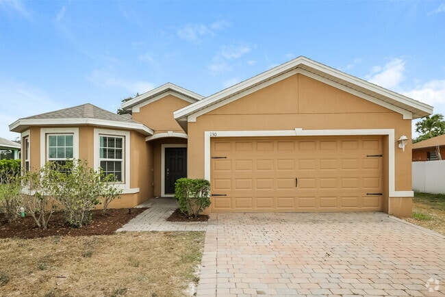 Building Photo - 130 SW 11th Terrace
