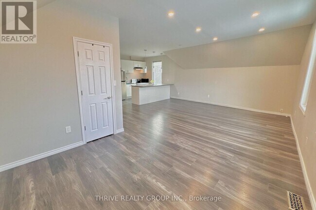 Building Photo - 119 McClary Ave