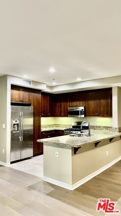 Foto del edificio - 629 Traction Ave