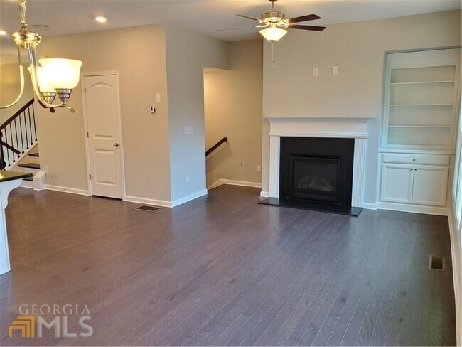 Foto del edificio - 160 Northaven Ave