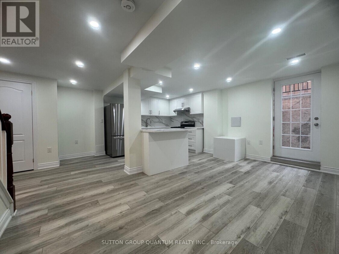 Photo principale - 136 Atkins Cir