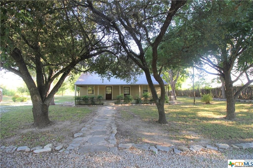 Primary Photo - 3100 W San Antonio St