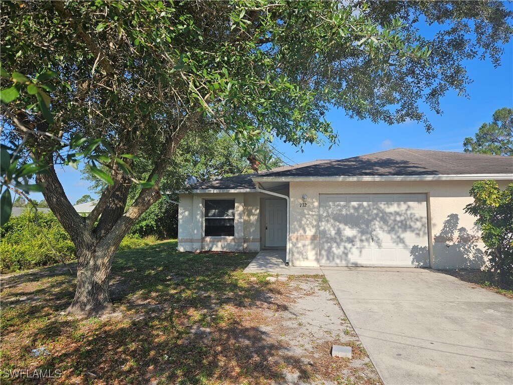 Primary Photo - 772 Eisenhower Blvd
