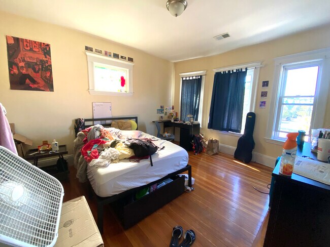 Foto del edificio - 89 Winthrop St