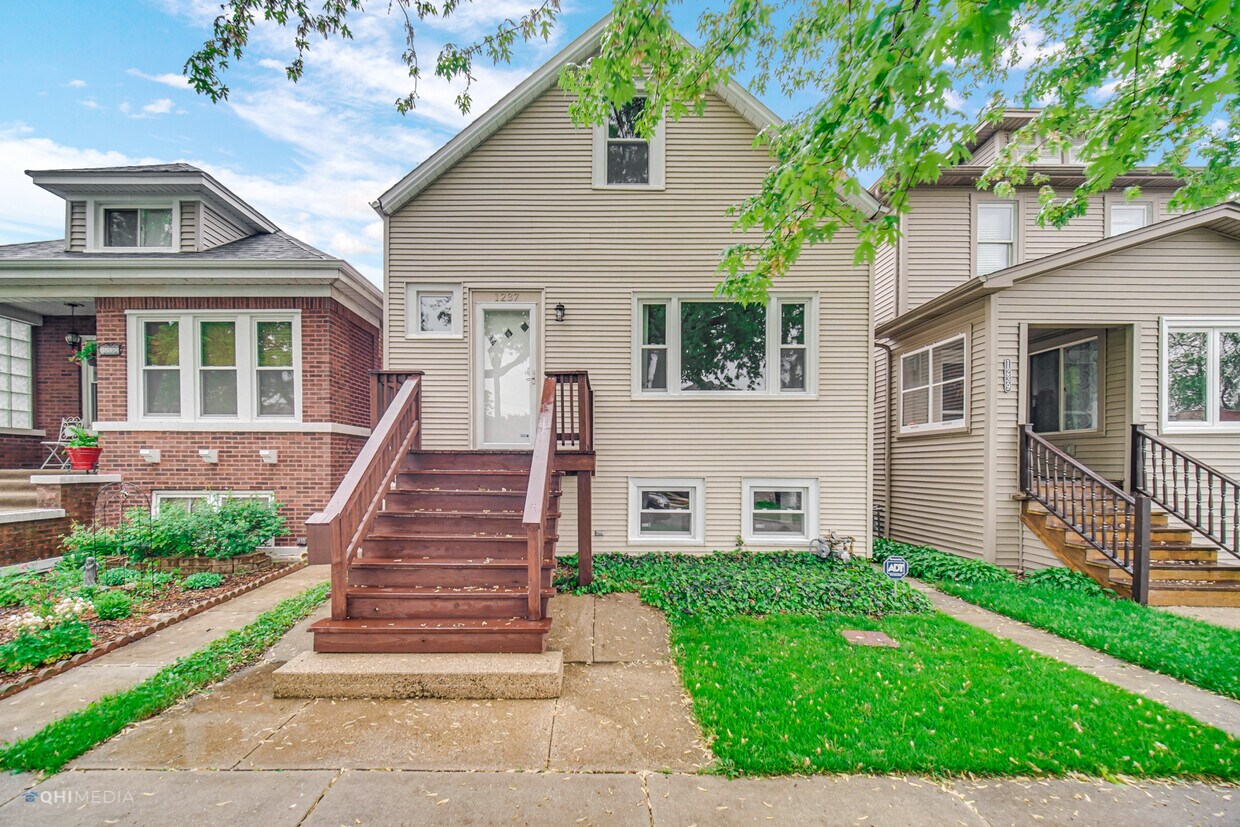 Foto principal - 1237 Clinton Ave