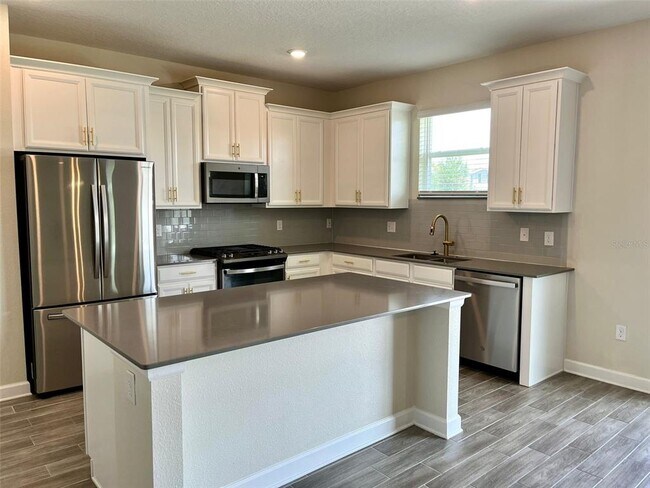 Foto del edificio - 1423 Oak Marsh St