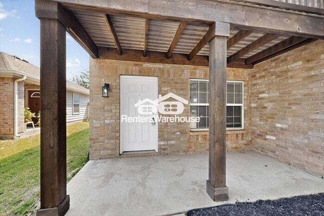 Building Photo - Haslet New Listing Completely Refreshed