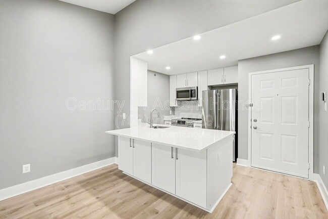 Foto del edificio - 3313 Wyndham Cir