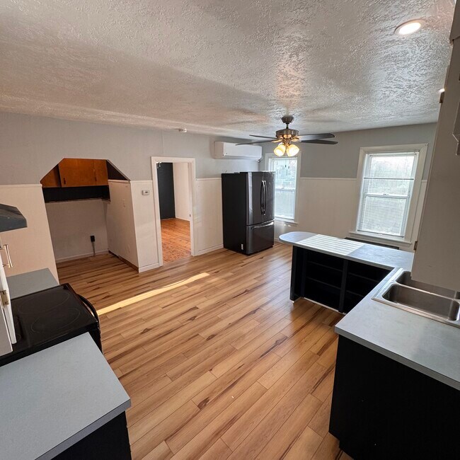 Foto del edificio - 230 Mechanic St