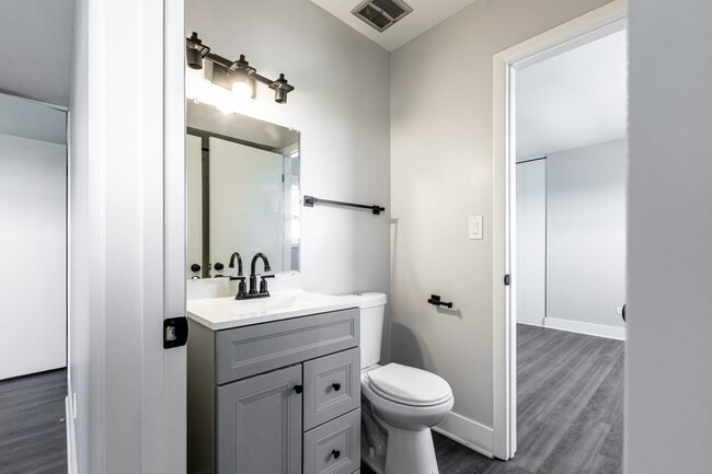 Building Photo - Grand Park Apartments