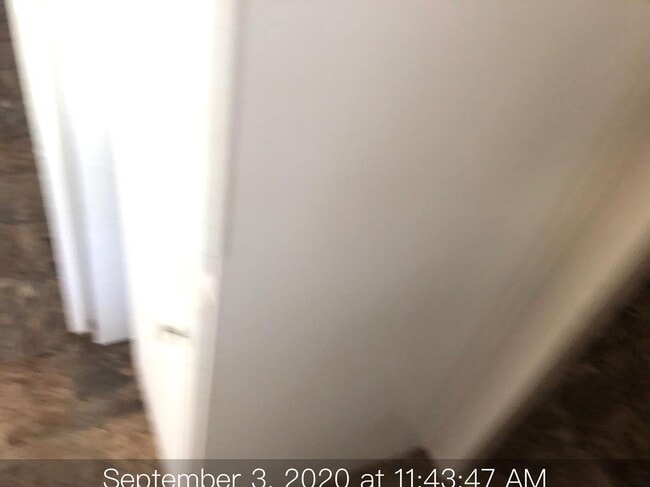 Building Photo - 106 Charter Ct