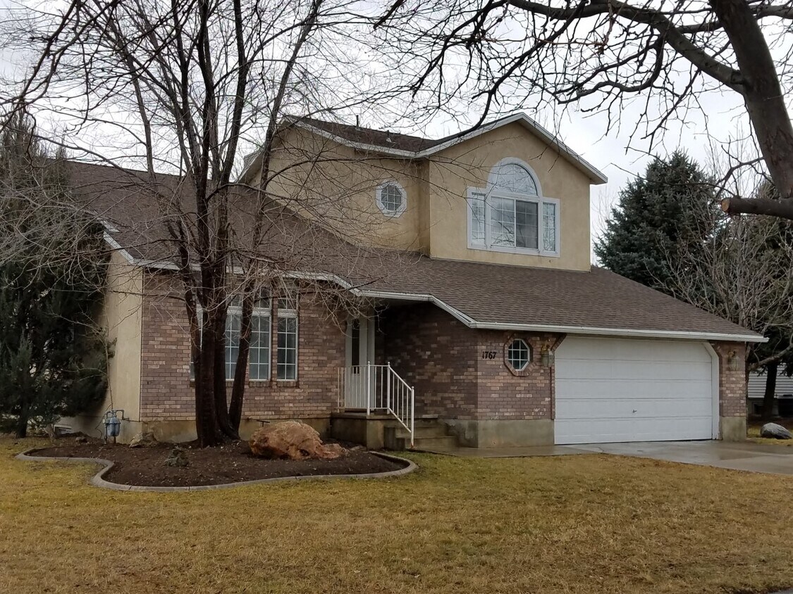 Foto principal - 1767 Orchard View Dr