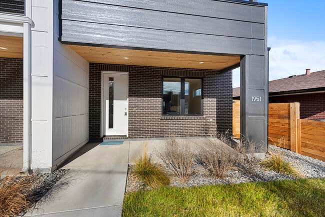 Photo - 1951 W 47th Ave Townhome