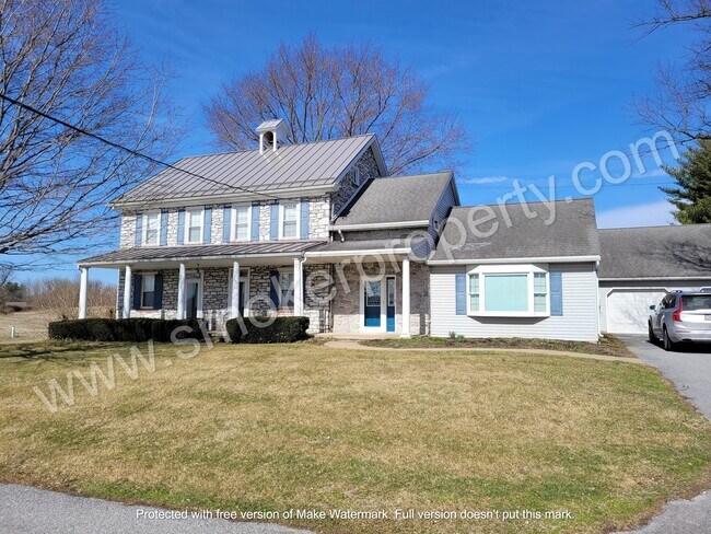 Building Photo - 210 Pfautz Hill Rd