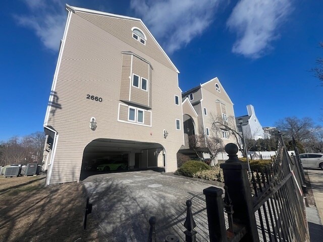 Building Photo - 2612 North Ave