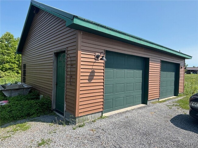 Foto del edificio - 30235 Elm Ridge Rd
