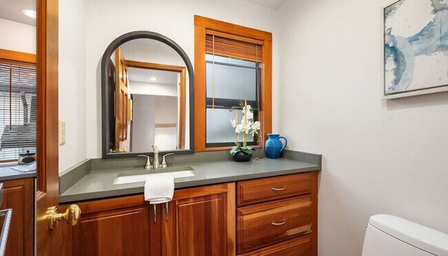 Foto del edificio - 1120 West Lake Sammamish Pkwy NE
