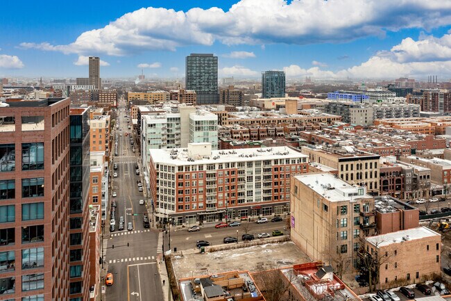 Foto aérea - 1001 W Madison St