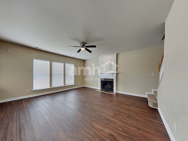 Building Photo - 3339 Sugar House St