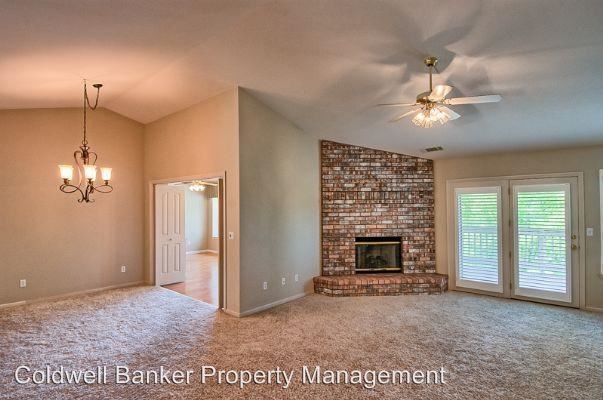 Building Photo - 10584 Arapaho Dr