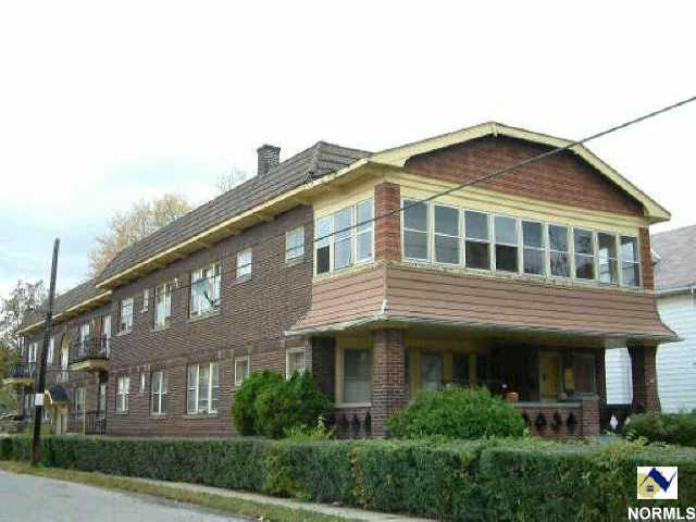 Primary Photo - 3328 E 139
