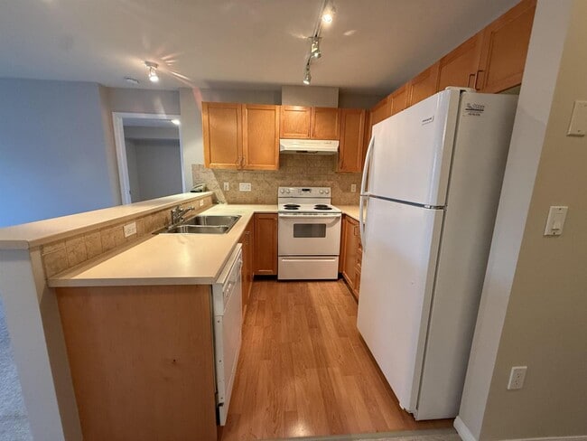 Photo du bâtiment - 15188-15122 22 Ave