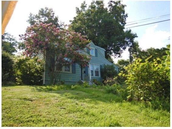 Casa de esquina - 5716 40th Ave